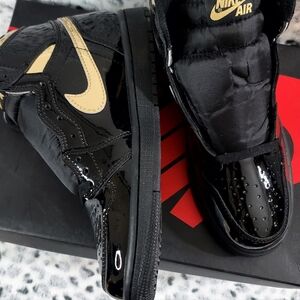 Jordan 1 metalic